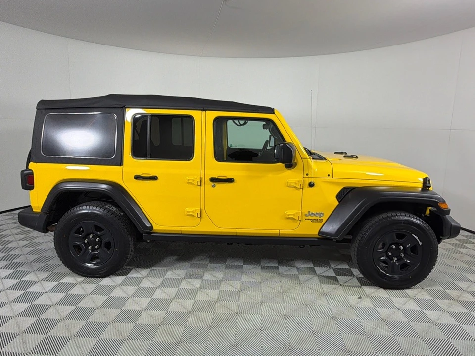 2020 Jeep JL Wrangler - Image 4 of 12