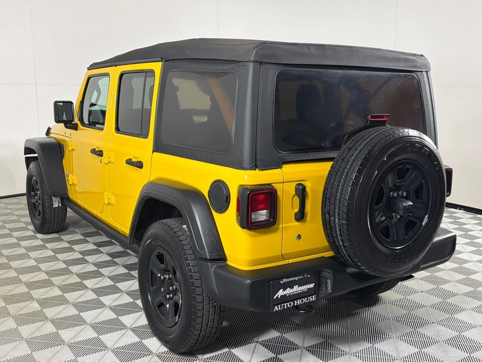2020 Jeep JL Wrangler - Image 7 of 12