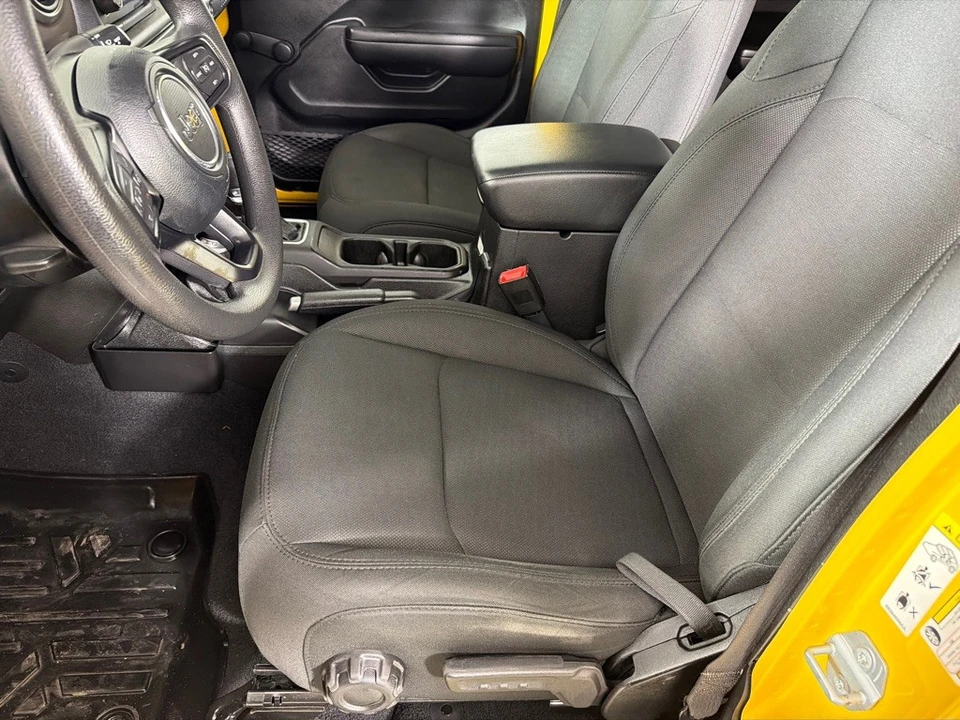 2020 Jeep JL Wrangler - Image 11 of 12