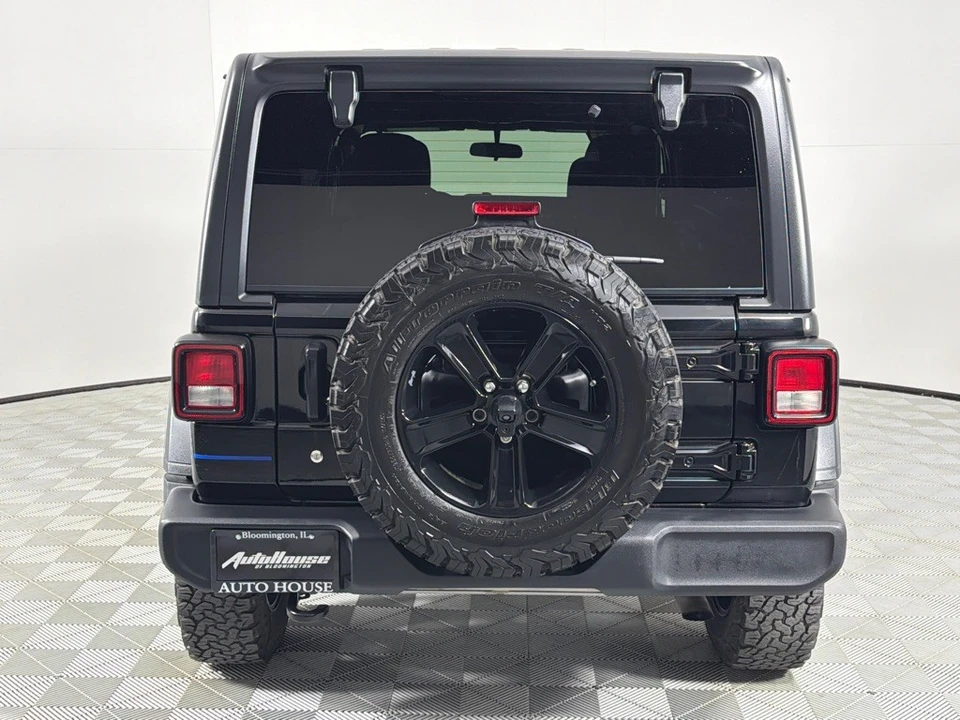 2020 Jeep JL Wrangler - Image 6 of 12