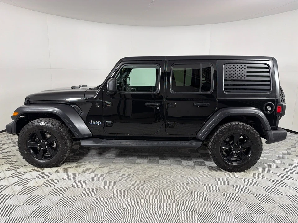 2020 Jeep JL Wrangler - Image 8 of 12
