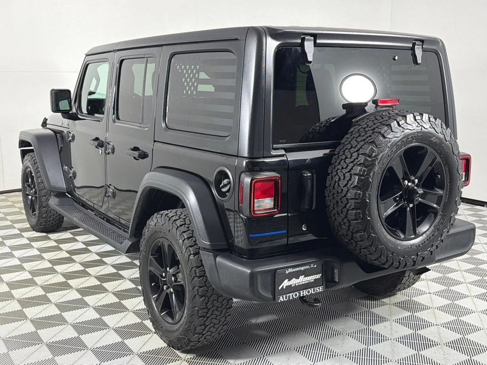 2020 Jeep JL Wrangler - Image 7 of 12