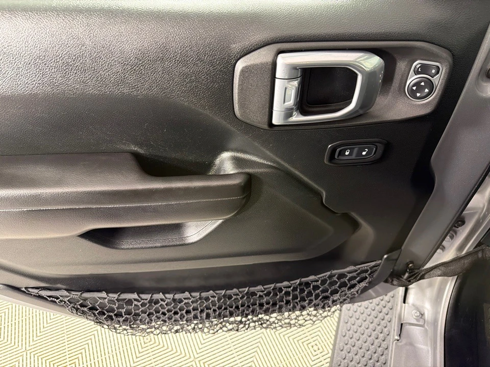 2020 Jeep JL Wrangler - Image 8 of 21