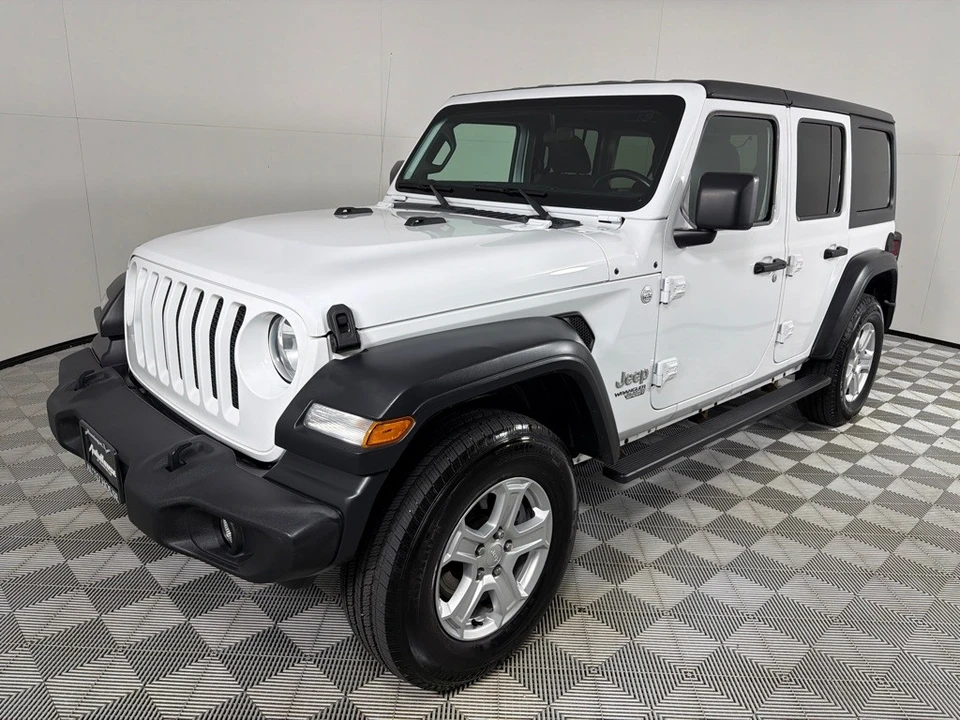 2020 Jeep JL Wrangler - Image 9 of 27