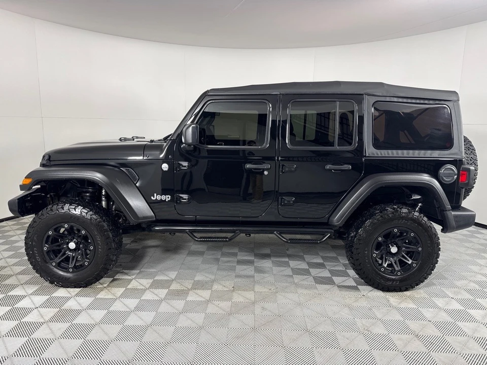 2020 Jeep JL Wrangler - Image 8 of 12