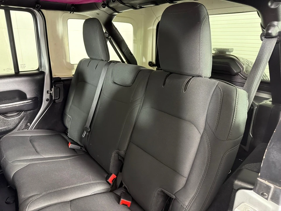 2020 Jeep JL Wrangler - Image 19 of 26