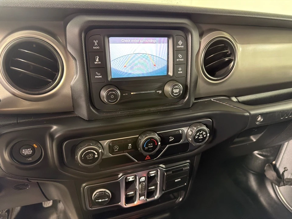 2020 Jeep JL Wrangler - Image 16 of 26