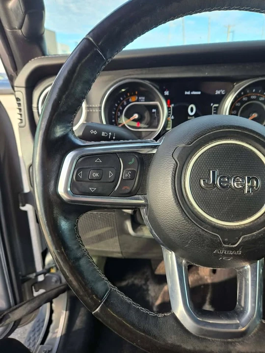 2020 Jeep JL Wrangler - Image 15 of 20