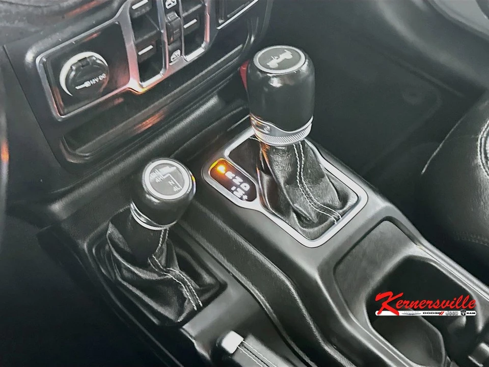 2020 Jeep JL Wrangler - Image 16 of 24