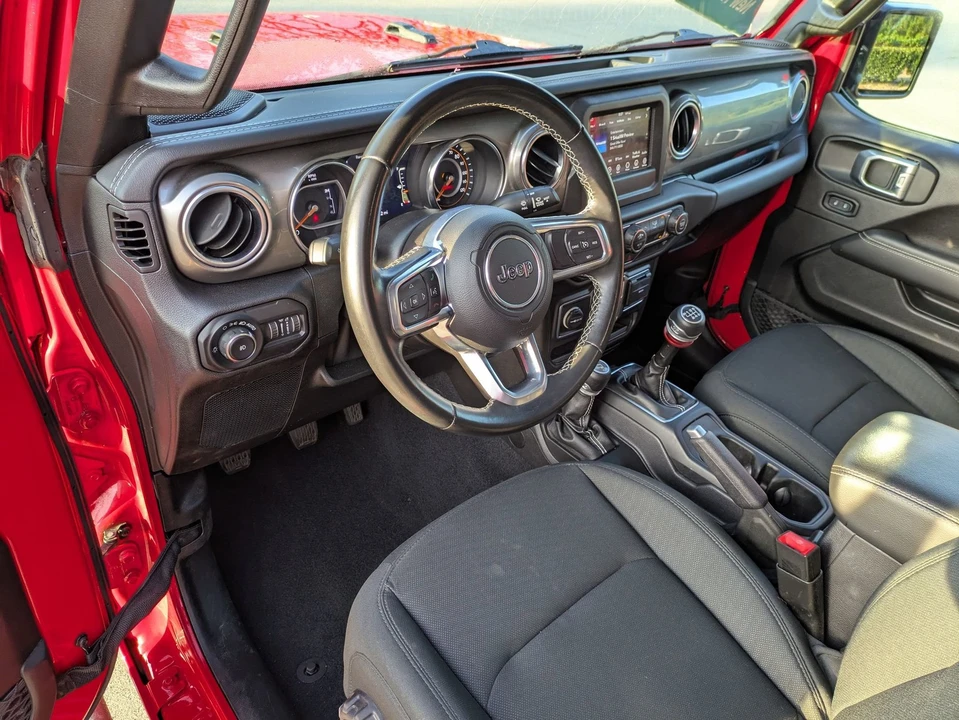 2020 Jeep JL Wrangler - Image 15 of 21