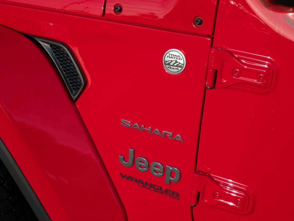 2020 Jeep JL Wrangler - Image 12 of 21