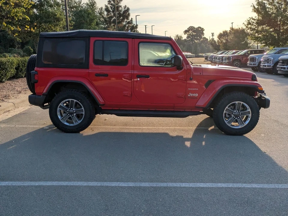 2020 Jeep JL Wrangler - Image 3 of 12