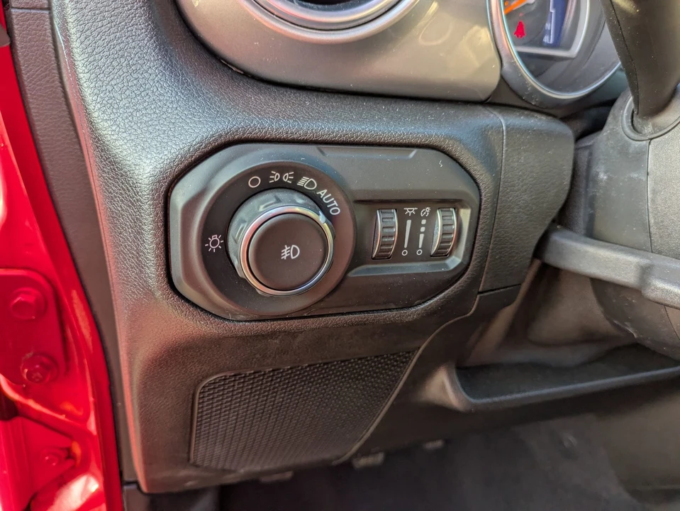 2020 Jeep JL Wrangler - Image 18 of 21