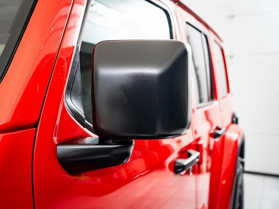 2020 Jeep JL Wrangler - Image 15 of 21