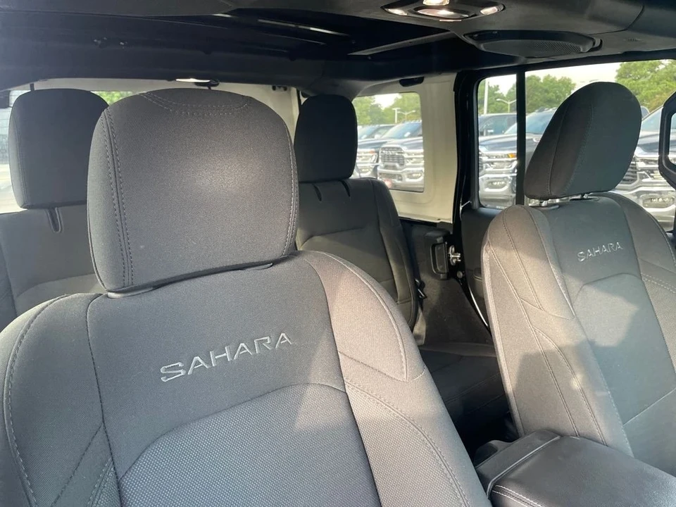 2020 Jeep JL Wrangler - Image 11 of 12