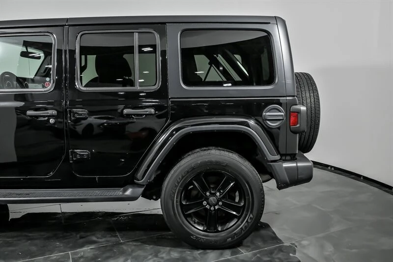 2020 Jeep JL Wrangler - Image 8 of 21