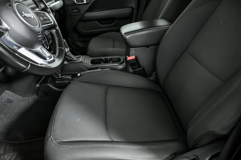 2020 Jeep JL Wrangler - Image 19 of 21
