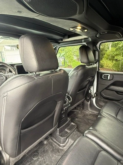 2020 Jeep JL Wrangler - Image 13 of 14
