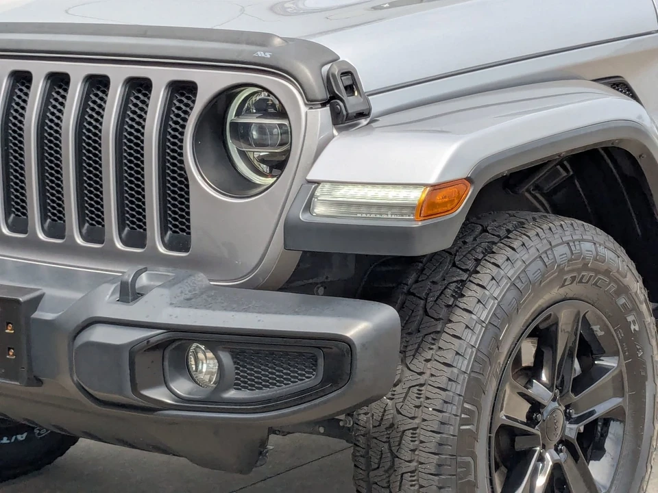 2020 Jeep JL Wrangler - Image 10 of 12