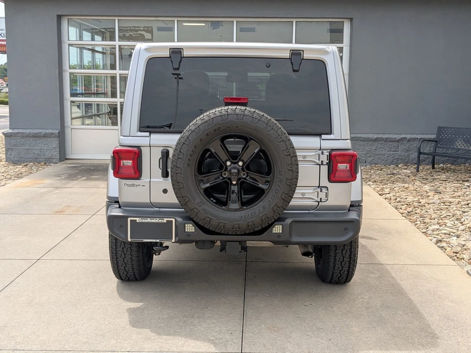 2020 Jeep JL Wrangler - Image 5 of 12
