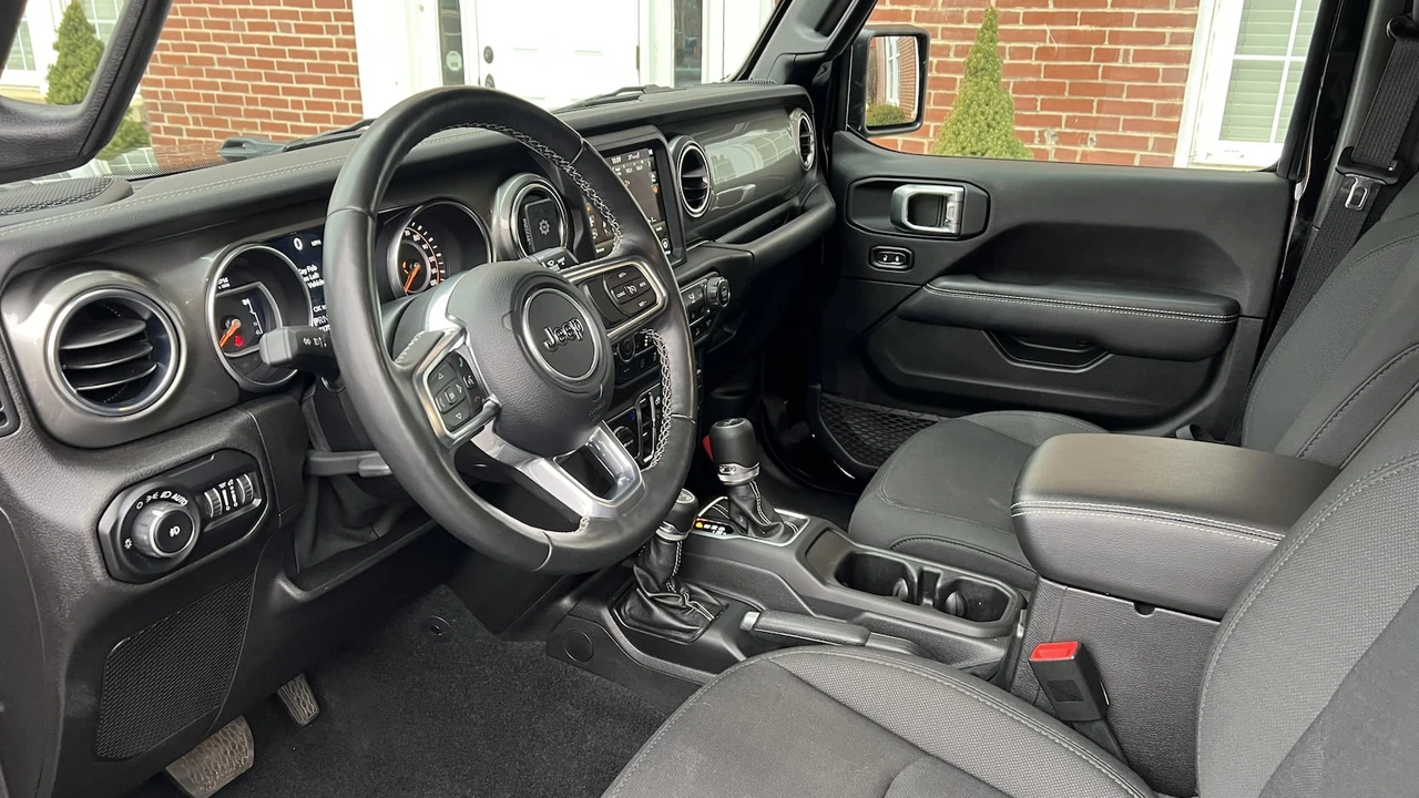 2020 Jeep JL Wrangler - Image 4 of 9