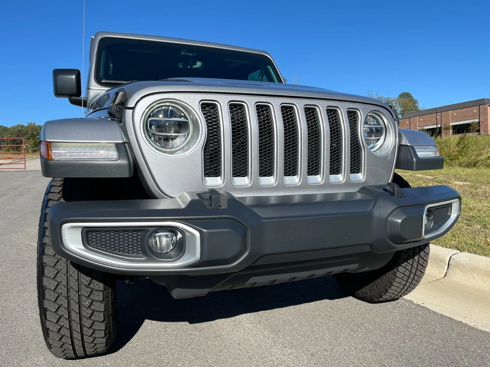 2020 Jeep JL Wrangler - Image 8 of 21