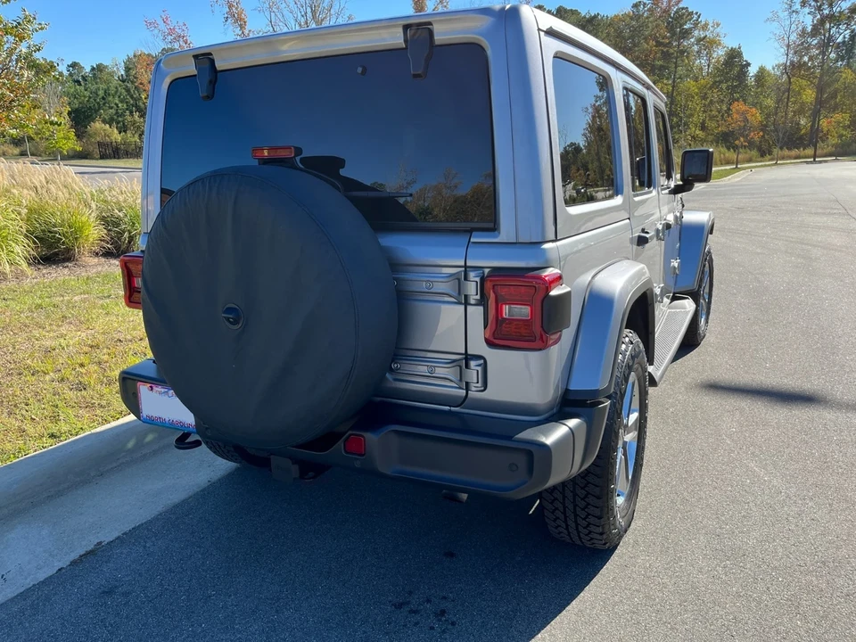 2020 Jeep JL Wrangler - Image 4 of 21