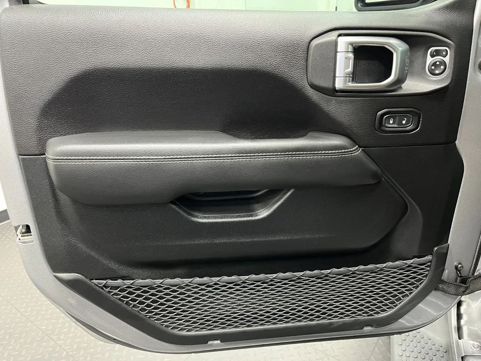 2020 Jeep JL Wrangler - Image 19 of 21