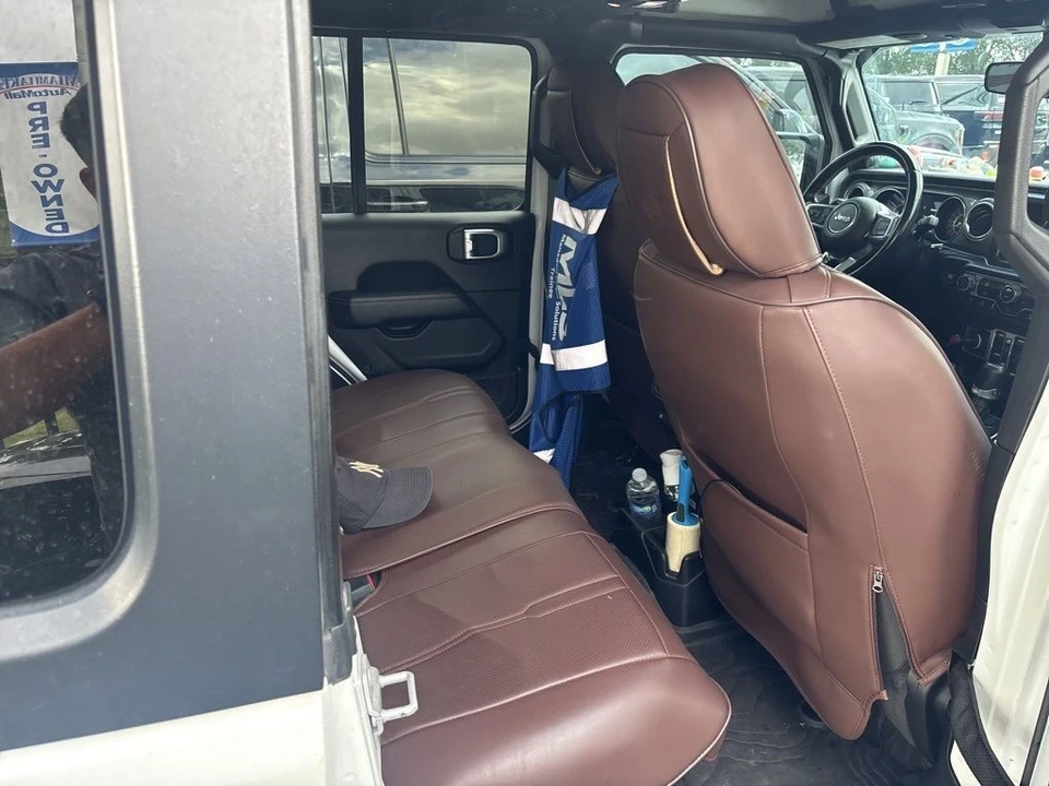 2020 Jeep JL Wrangler - Image 9 of 12