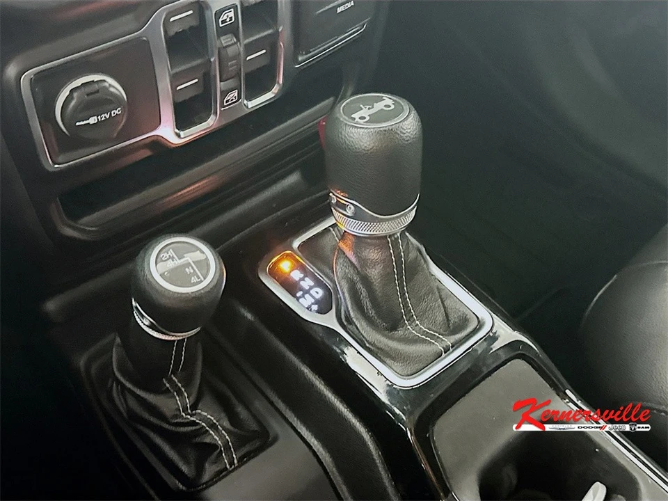 2020 Jeep JL Wrangler - Image 16 of 21