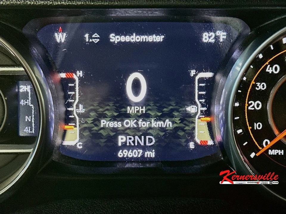 2020 Jeep JL Wrangler - Image 15 of 24