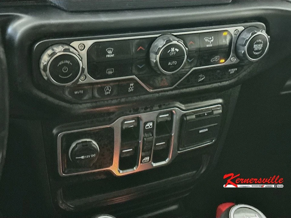 2020 Jeep JL Wrangler - Image 18 of 24
