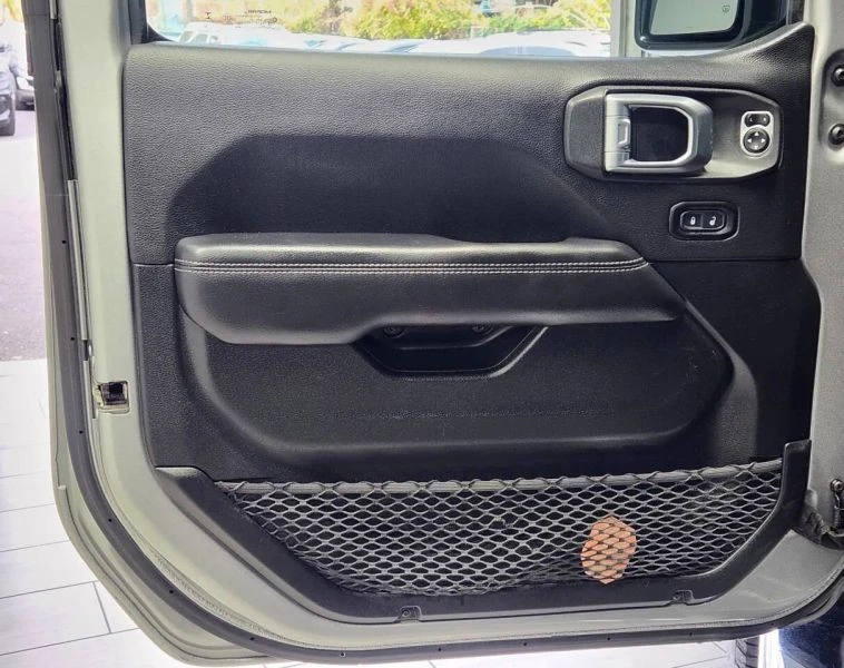 2020 Jeep JL Wrangler - Image 10 of 12