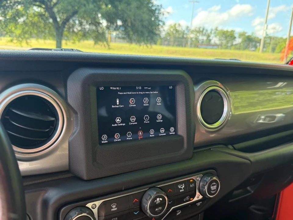 2020 Jeep JL Wrangler - Image 9 of 28