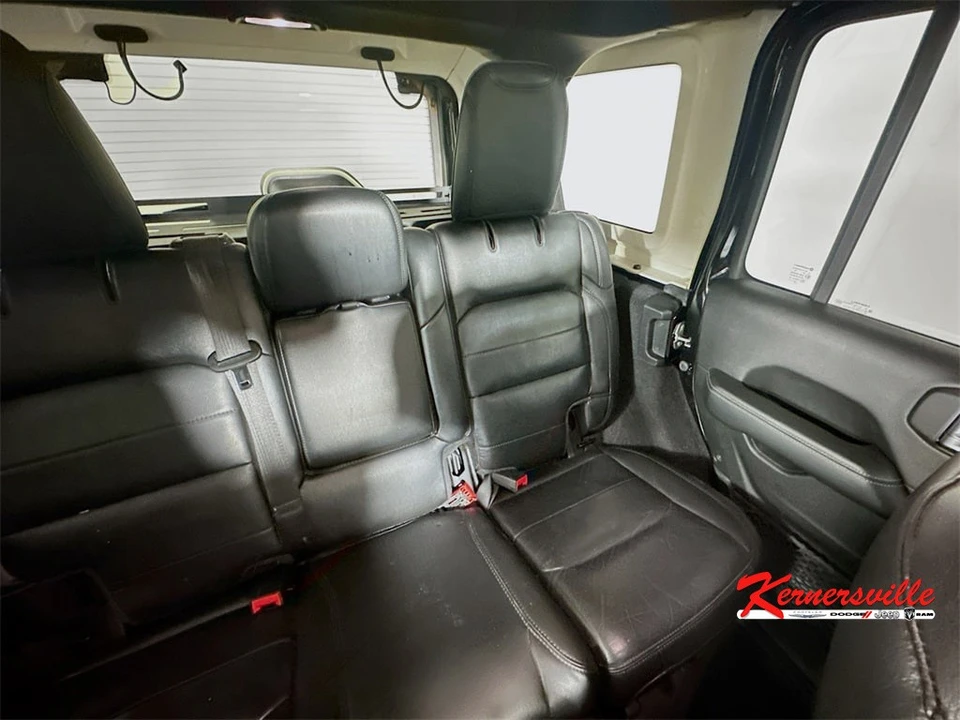 2020 Jeep JL Wrangler - Image 14 of 21