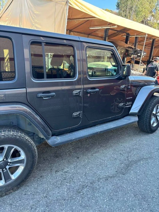 2020 Jeep JL Wrangler - Image 6 of 6
