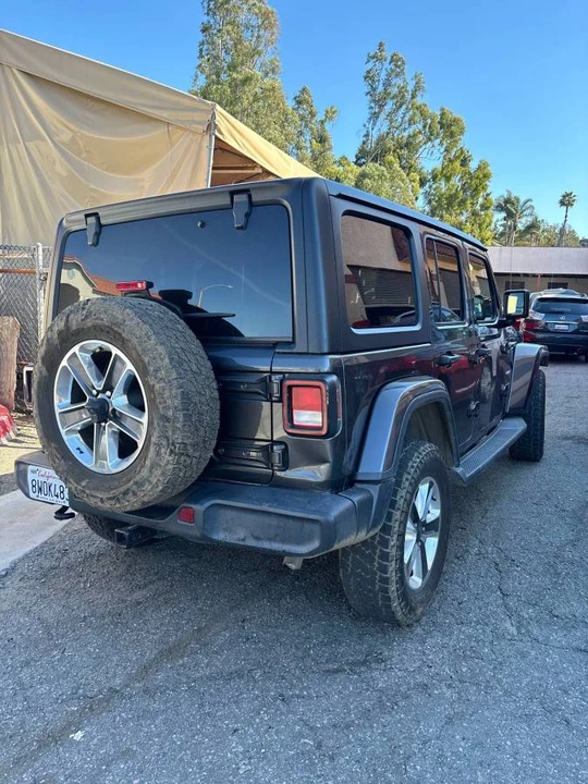 2020 Jeep JL Wrangler - Image 5 of 6