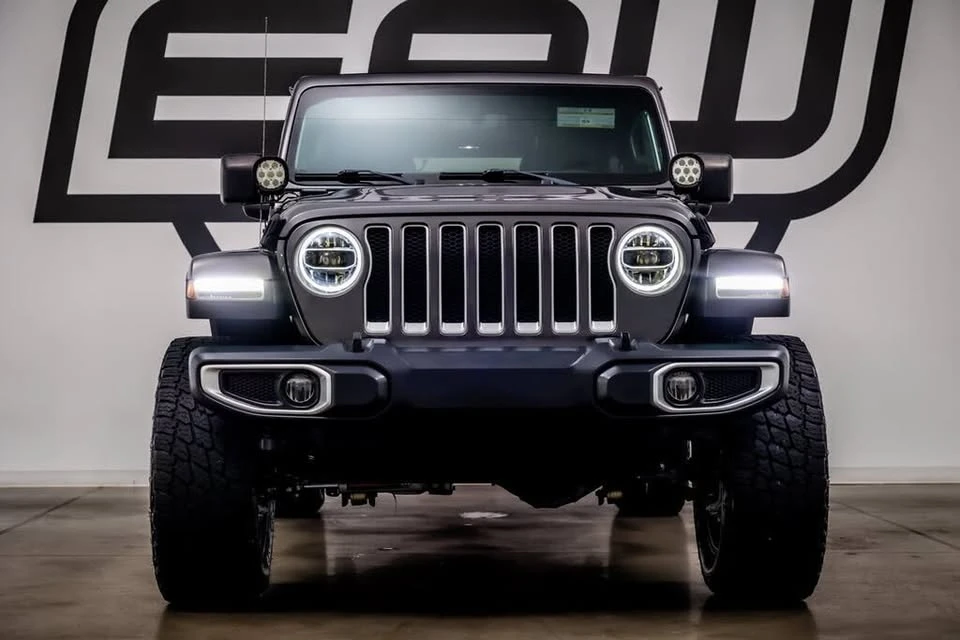 2020 Jeep JL Wrangler - Image 4 of 20