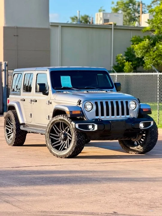 2020 Jeep JL Wrangler - Image 3 of 11