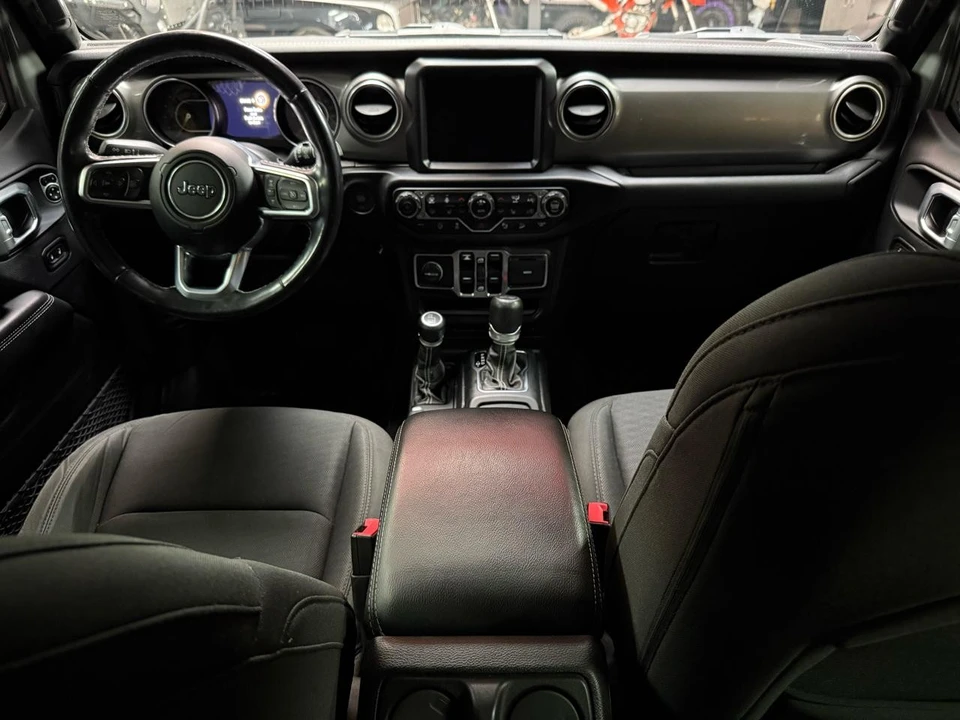 2020 Jeep JL Wrangler - Image 10 of 21