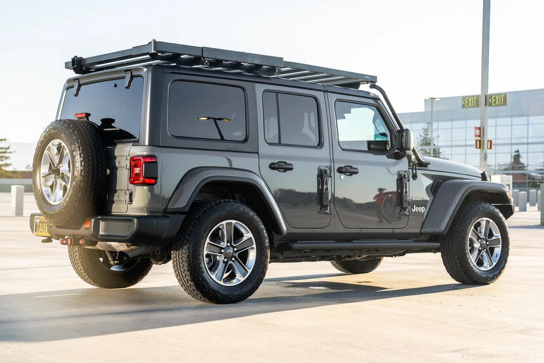 2020 Jeep JL Wrangler - Image 9 of 31
