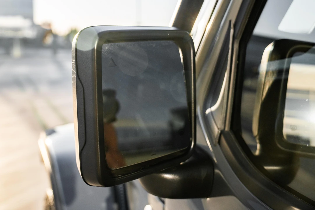 2020 Jeep JL Wrangler - Image 16 of 31
