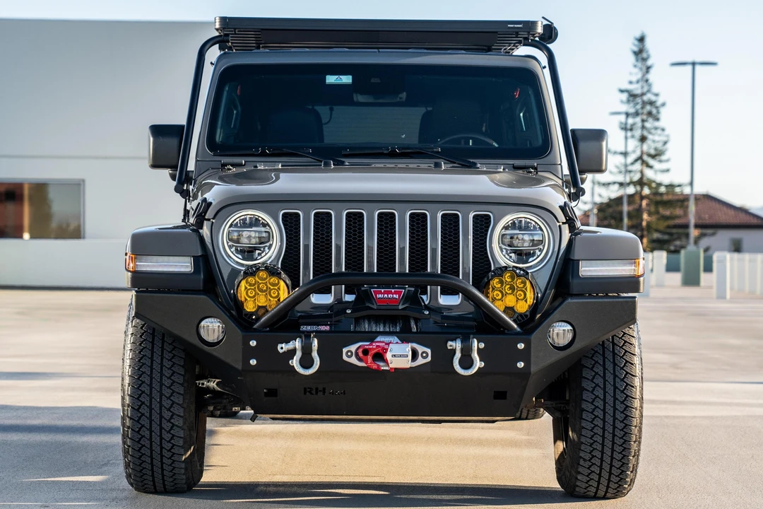2020 Jeep JL Wrangler - Image 2 of 31