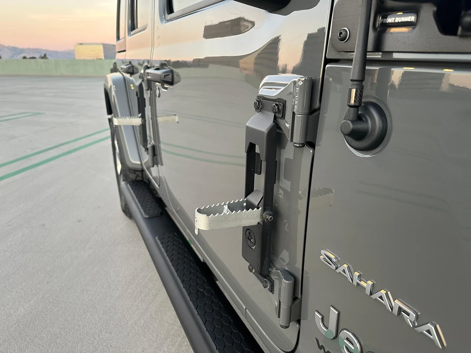 2020 Jeep JL Wrangler - Image 20 of 31