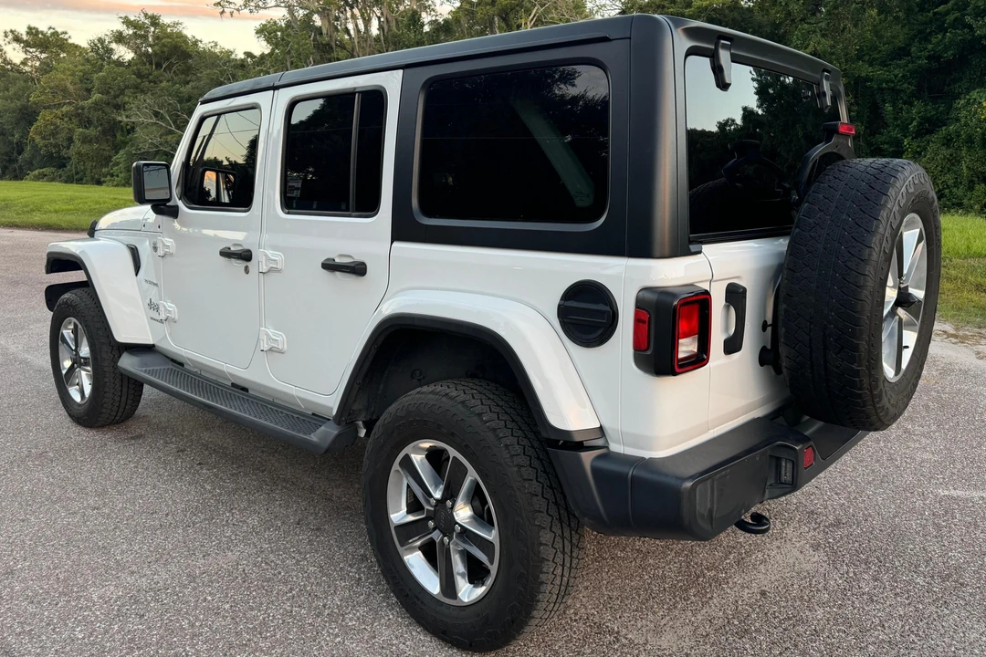 2020 Jeep JL Wrangler - Image 4 of 30