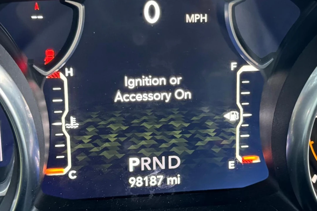 2020 Jeep JL Wrangler - Image 27 of 30
