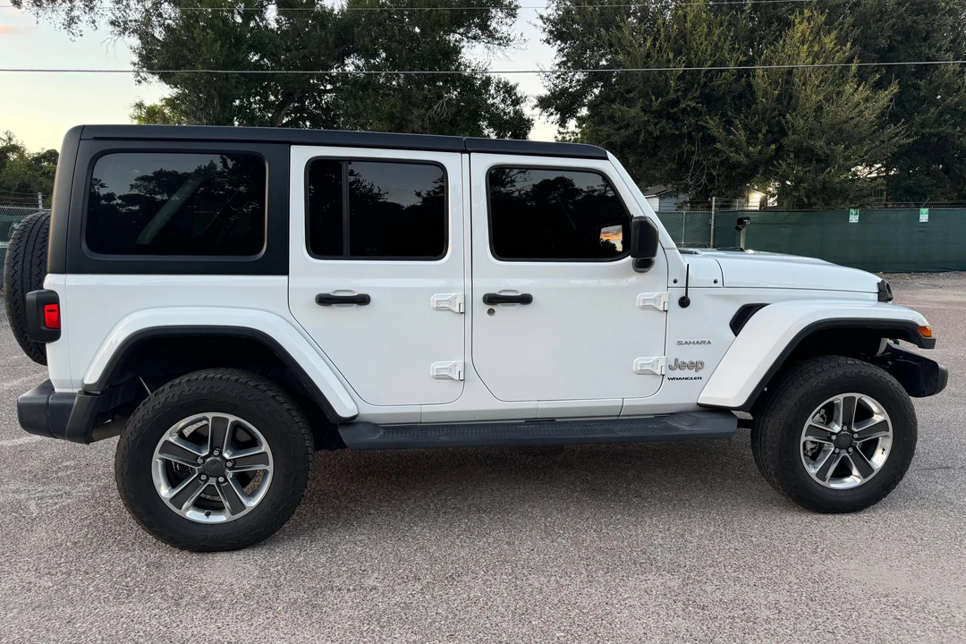 2020 Jeep JL Wrangler - Image 3 of 30