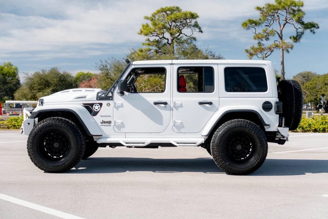 2020 Jeep JL Wrangler - Image 5 of 21