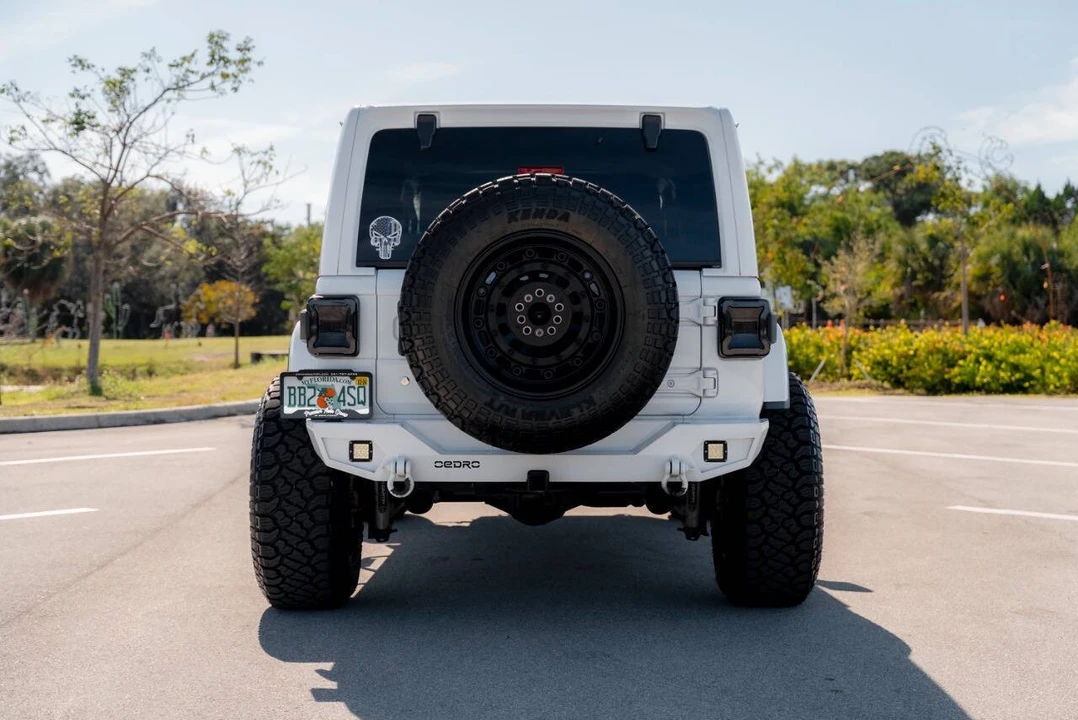 2020 Jeep JL Wrangler - Image 7 of 21