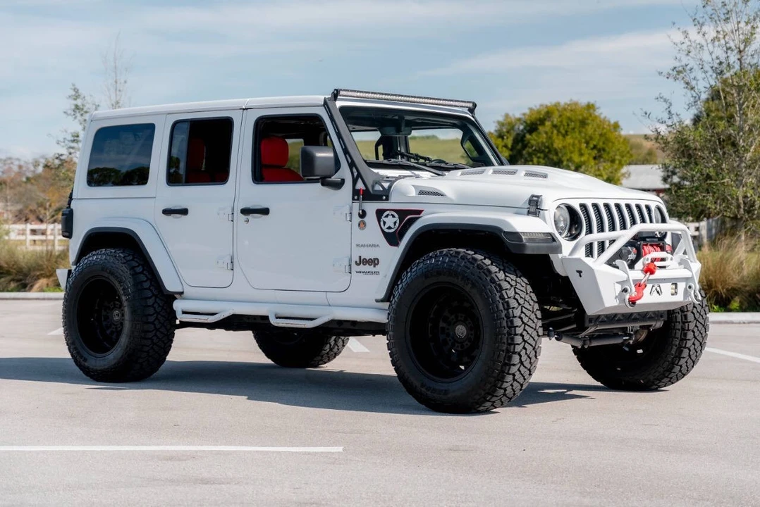 2020 Jeep JL Wrangler - Image 2 of 21